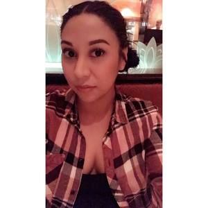 Meet your Posher, Lorena